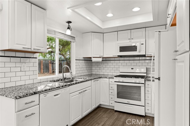 Detail Gallery Image 12 of 34 For 29837 Buena Tierra, Menifee,  CA 92586 - 2 Beds | 1 Baths