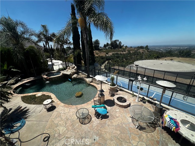 2720 N Villareal Drive, Orange CA: https://media.crmls.org/medias/a3e97f32-baf6-4b14-8fd3-1597a2da93c1.jpg