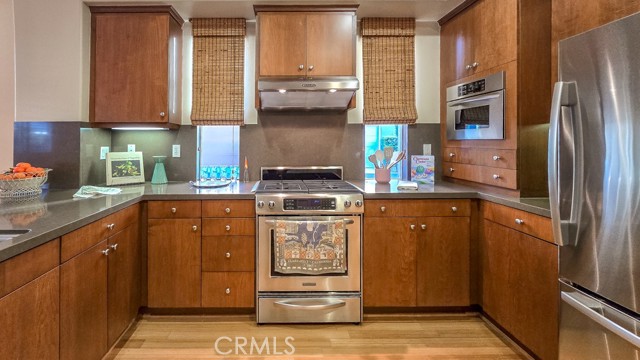 Detail Gallery Image 10 of 55 For 600 Asbury, Claremont,  CA 91711 - 3 Beds | 3 Baths