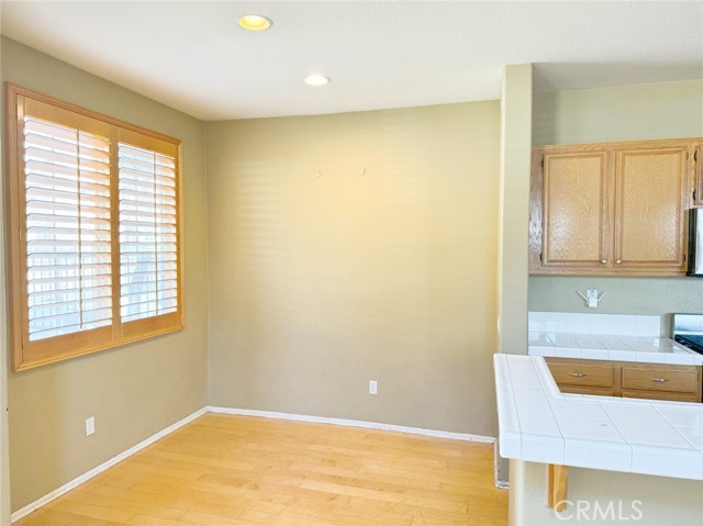 Detail Gallery Image 5 of 22 For 1135 N Solano Privado #C,  Ontario,  CA 91764 - 3 Beds | 2/1 Baths