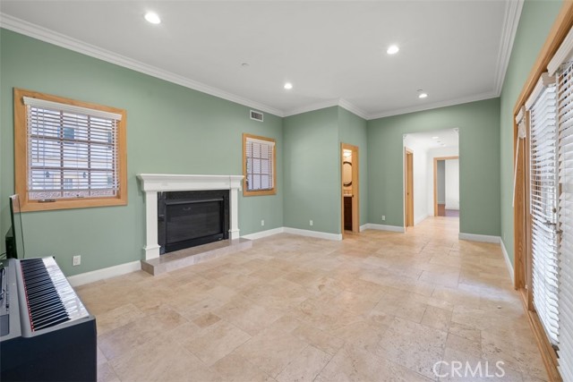 184 S Altadena Drive, Pasadena CA: https://media.crmls.org/medias/a3eb93d4-dda3-4e77-84ca-3d82240cd2cb.jpg