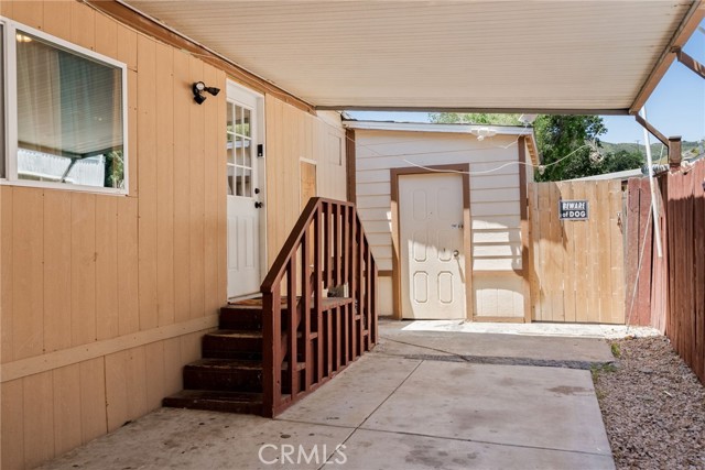 36200 Paradise Ranch Road, Castaic CA: https://media.crmls.org/medias/a3ebcd34-e174-43bb-b8d5-3214d9c6ecf6.jpg