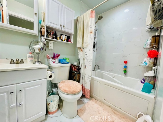 Detail Gallery Image 18 of 22 For 1622 E 113th St, Los Angeles,  CA 90059 - 4 Beds | 2 Baths