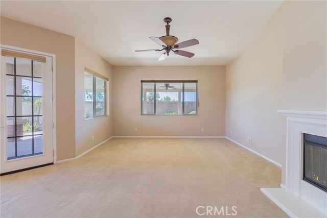 Detail Gallery Image 6 of 40 For 1795 Desert Poppy Ln, Beaumont,  CA 92223 - 2 Beds | 2/1 Baths