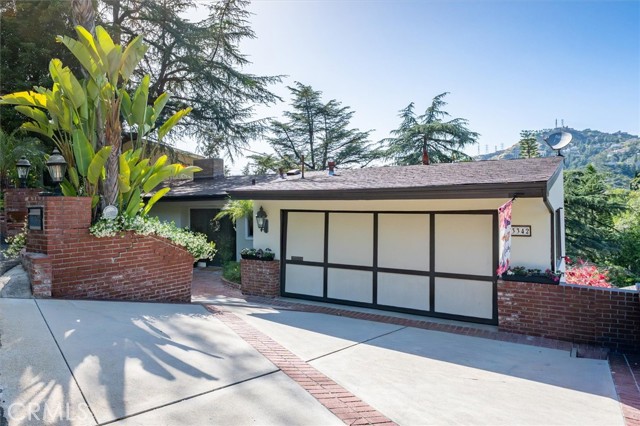 Detail Gallery Image 26 of 39 For 3342 Dunsmere, Glendale,  CA 91206 - 3 Beds | 2 Baths