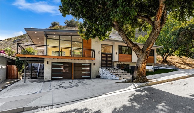 325 N Madison Avenue, Monrovia CA: https://media.crmls.org/medias/a3ecaeb2-169d-4564-9a9e-c8437a525f17.jpg