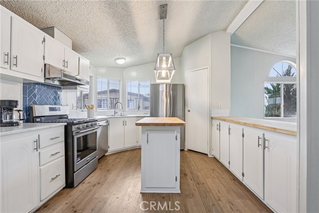 Detail Gallery Image 3 of 19 For 2717 E Arrow Hwy #21, La Verne,  CA 91750 - 3 Beds | 2 Baths