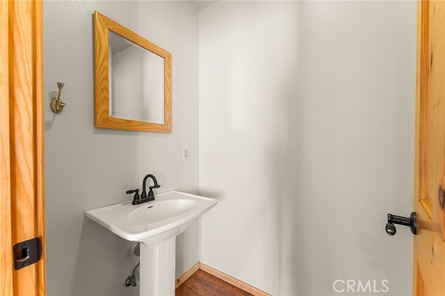 1540 Alderwood Court, Big Bear City CA: https://media.crmls.org/medias/a3ece5a6-1a85-4696-af6b-403183091de3.jpg