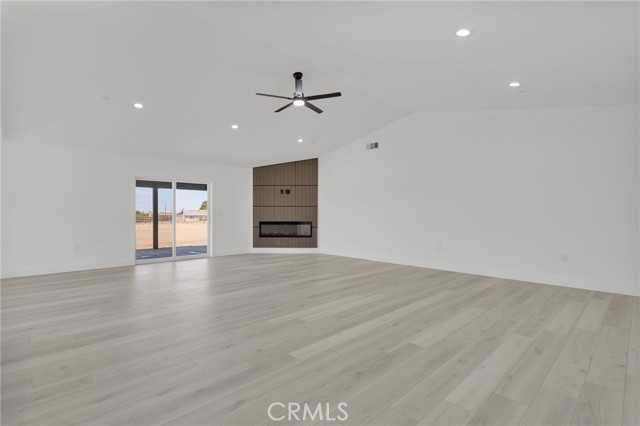 Detail Gallery Image 7 of 46 For 16212 Mesquite St, Hesperia,  CA 92345 - 4 Beds | 2/1 Baths