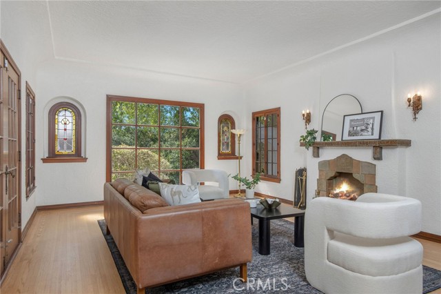 Detail Gallery Image 10 of 62 For 3928 Olive, Long Beach,  CA 90807 - 4 Beds | 2 Baths