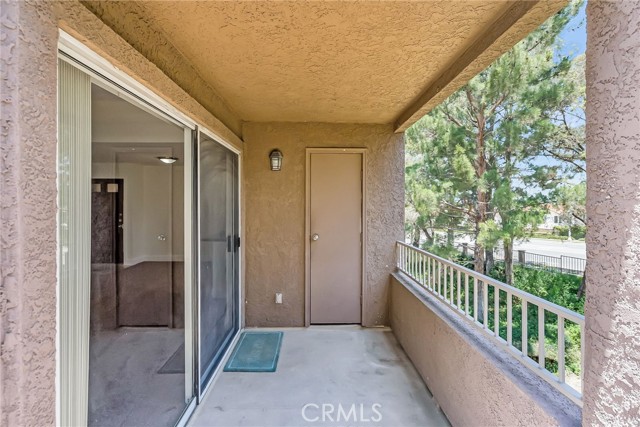 Image 12 of 38 For 2275 Del Mar Way 307