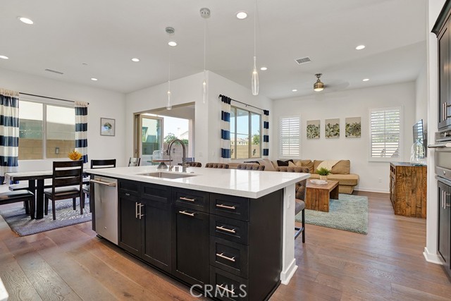 A3eef365 86a3 4085 95cf Fb107a2e941a