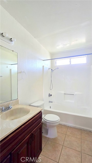 120 N 13th Avenue, Upland CA: https://media.crmls.org/medias/a3efcd3b-8da8-45d3-b020-064b4feb6e58.jpg