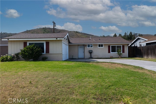 Detail Gallery Image 2 of 32 For 2275 Farringdon Ave, Pomona,  CA 91768 - 3 Beds | 2 Baths