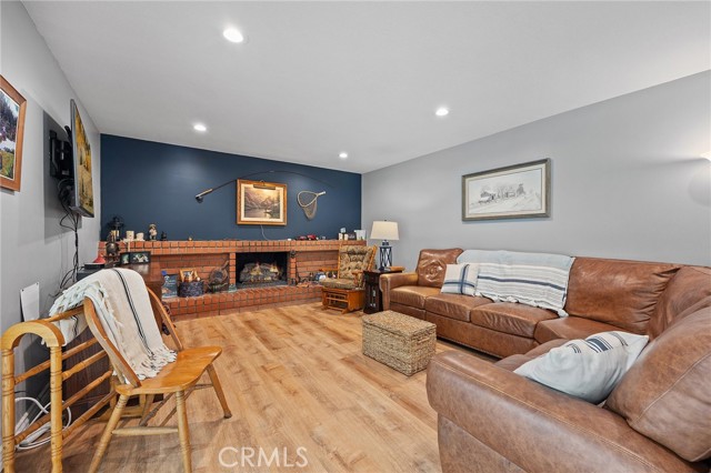 710 W Country Hills W Drive, La Habra CA: https://media.crmls.org/medias/a3f04120-4f2c-4985-bf02-ff7ee95cbc2d.jpg