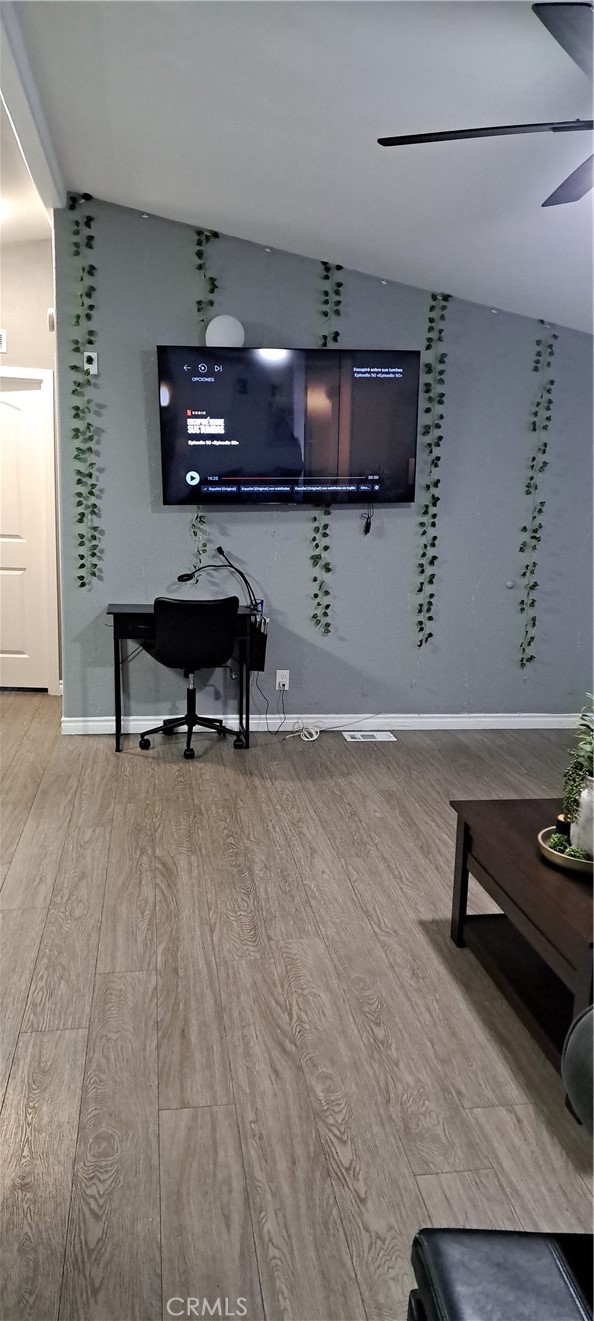 Detail Gallery Image 4 of 35 For 16600 Orange Ave #23,  Paramount,  CA 90723 - 3 Beds | 2 Baths