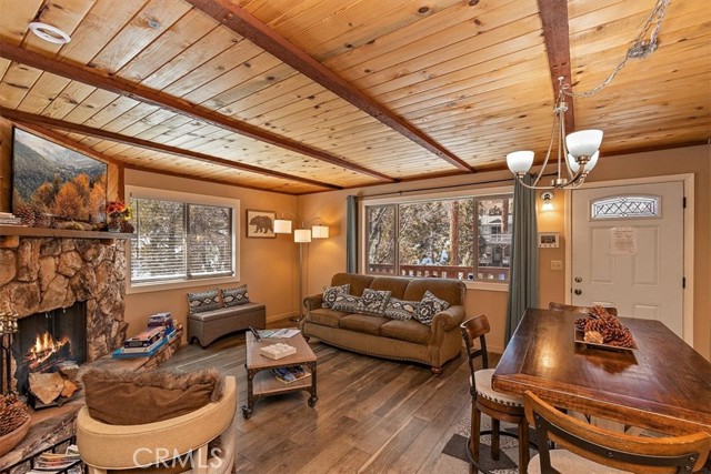 Detail Gallery Image 5 of 13 For 861 Kern Ave, Sugarloaf,  CA 92386 - 2 Beds | 1 Baths