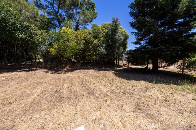 Detail Gallery Image 26 of 35 For 19208 Stonegate Rd, Hidden Valley Lake,  CA 95467 - 3 Beds | 2 Baths