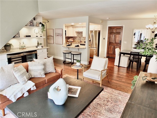 4138 E Mendez Street, Long Beach CA: https://media.crmls.org/medias/a3f3274e-038d-4893-81ba-57a4a24a813b.jpg