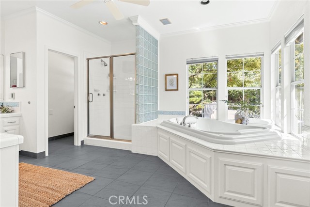 9498 Dillon Ct, Durham CA: https://media.crmls.org/medias/a3f38075-76f9-412e-837e-d3df971135fb.jpg