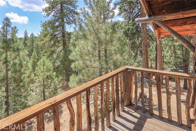 Detail Gallery Image 28 of 47 For 39342 Mohawk Dr, Fawnskin,  CA 92333 - 4 Beds | 2 Baths