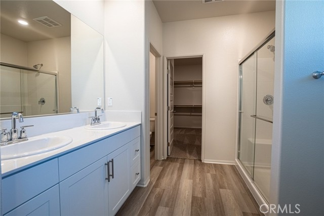 Detail Gallery Image 17 of 22 For 19508 Hanging Rock Rd., Lake Elsinore,  CA 92532 - 3 Beds | 3 Baths