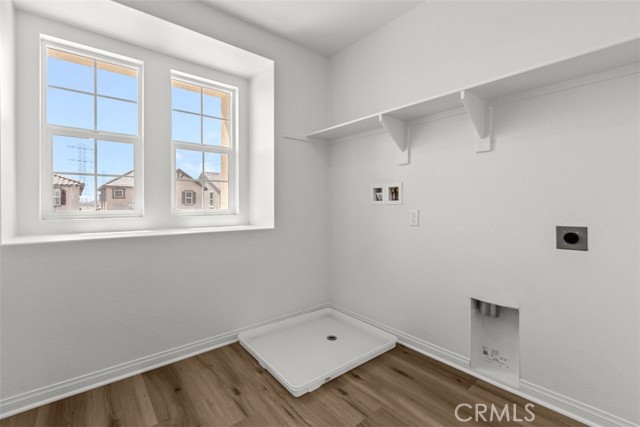 16031 Cochise Court, Chino CA: https://media.crmls.org/medias/a3f6622e-9a90-4a0e-9a76-83060eaa68f2.jpg