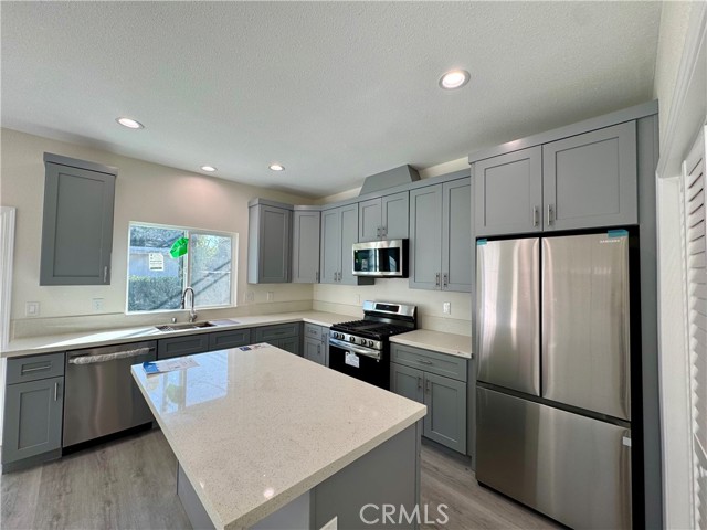 Detail Gallery Image 2 of 9 For 12561 Jane Dr, Garden Grove,  CA 92841 - 3 Beds | 2 Baths