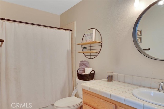 2440 Northfield Court, Yuba City CA: https://media.crmls.org/medias/a3f74eb3-a314-4ebf-9902-4a780f774e6e.jpg