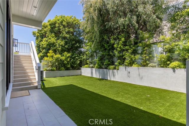 Detail Gallery Image 30 of 31 For 931 Duncan Ave, Manhattan Beach,  CA 90266 - 6 Beds | 5/2 Baths