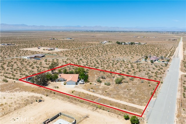 17157 Hacienda Boulevard, California City CA: https://media.crmls.org/medias/a3f7d4a8-7bfd-46a1-94d1-744896fb274f.jpg