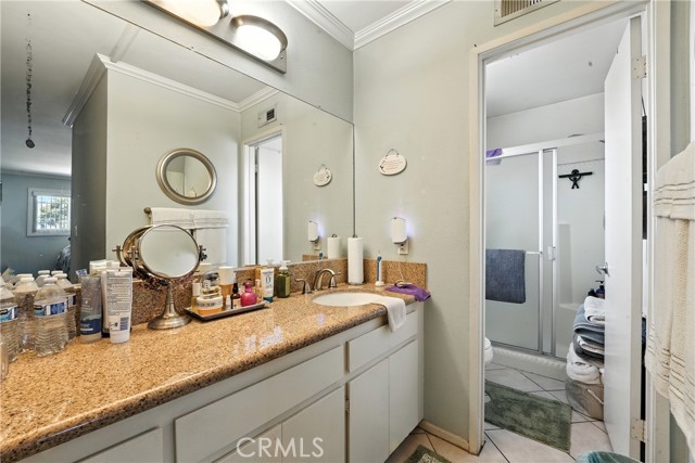 11702 Lakewood Boulevard, Downey CA: https://media.crmls.org/medias/a3f8ae26-079c-448a-b1d8-83e5b33709ba.jpg