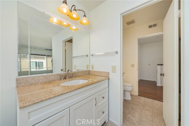 Detail Gallery Image 11 of 25 For 5825 E Creekside Ave #10,  Orange,  CA 92869 - 3 Beds | 1/1 Baths