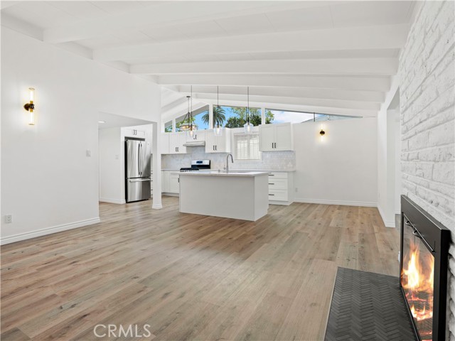 MLS #DW26069118 image #5