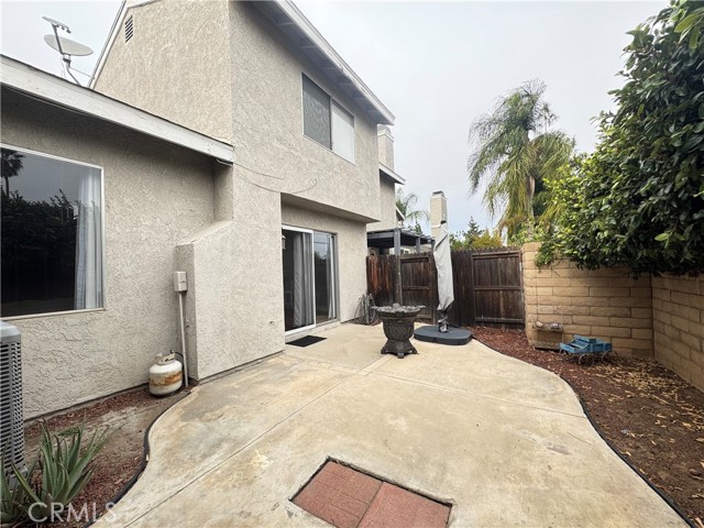 Detail Gallery Image 22 of 28 For 817 Live Oak Pl, Corona,  CA 92882 - 2 Beds | 2/1 Baths