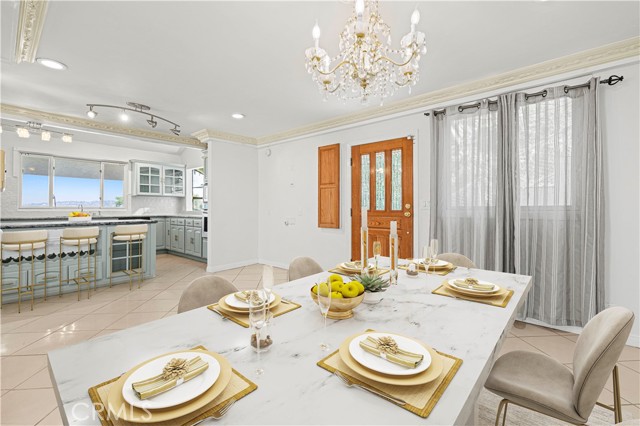 3916 Carnavon Way, Los Angeles CA: https://media.crmls.org/medias/a3fc801b-79d2-49bf-9e3b-a0d1478dcd98.jpg