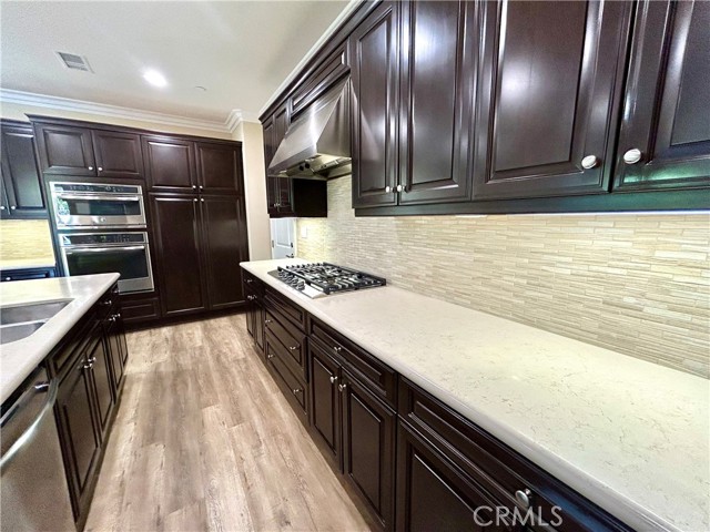 Detail Gallery Image 7 of 33 For 137 Carrotwood, Irvine,  CA 92618 - 4 Beds | 3/1 Baths