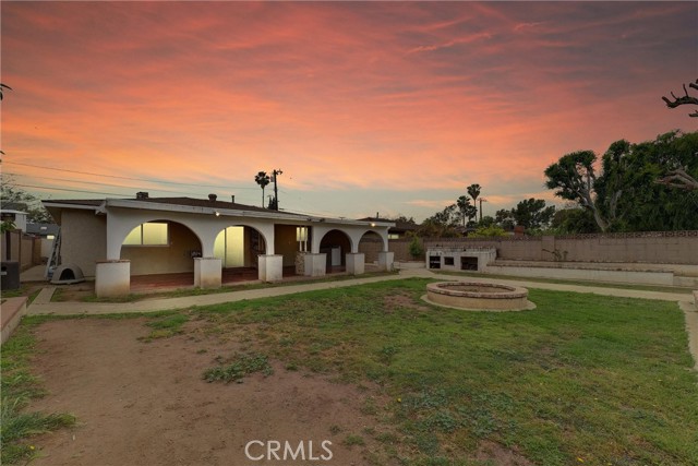 18531 E Pearl Avenue, Orange CA: https://media.crmls.org/medias/a3fca9d3-6675-4906-b03b-b19aee9c0b9f.jpg