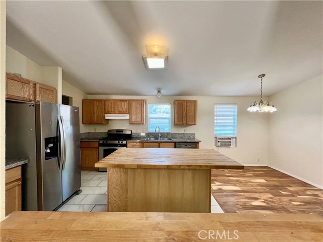 201 Lakewood Drive, Frazier Park CA: https://media.crmls.org/medias/a3fcfad6-9d41-4e45-b601-db200267a7fd.jpg