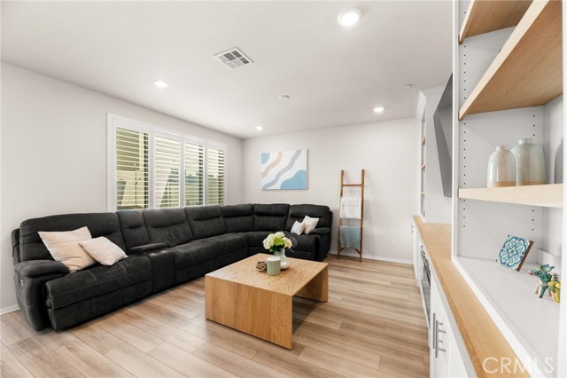 Detail Gallery Image 24 of 54 For 36362 Arcs, Winchester,  CA 92596 - 3 Beds | 3 Baths