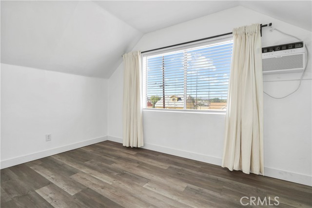 44043 Hoban Avenue, Lancaster CA: https://media.crmls.org/medias/a3fd088a-9bc3-4ee3-b55d-57d897f14f94.jpg