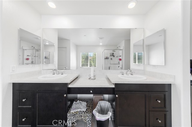 Detail Gallery Image 12 of 13 For 23407 Crystal Way, Wildomar,  CA 92595 - 5 Beds | 3 Baths