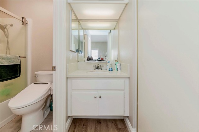 31 Gaviota, Rancho Santa Margarita CA: https://media.crmls.org/medias/a3fdd960-91ac-4b7b-9681-3fe1113a9cf7.jpg