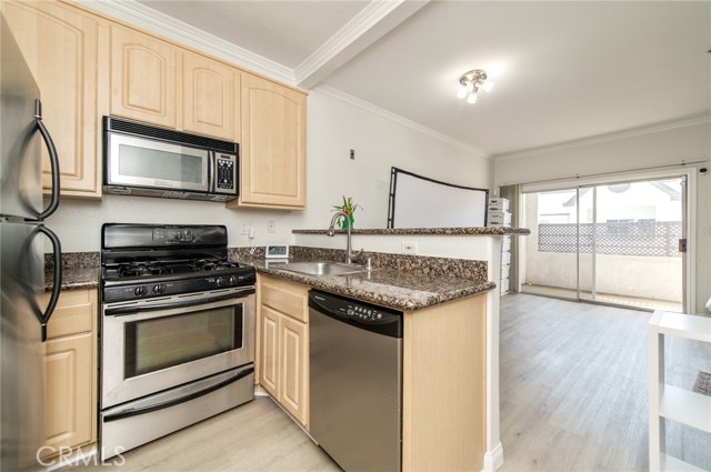 Detail Gallery Image 4 of 13 For 300 N El Molino #312, Pasadena,  CA 91101 - 0 Beds | 1 Baths