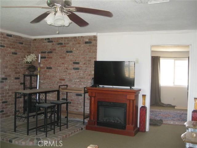38937 Oleander Road, Newberry Springs CA: https://media.crmls.org/medias/a3fed42b-ca69-429a-a936-edd144af3edd.jpg