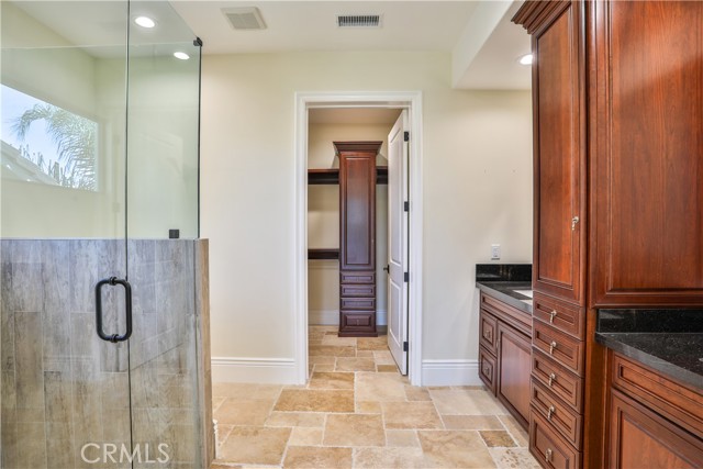 Detail Gallery Image 19 of 66 For 22477 Boating Way, Canyon Lake,  CA 92587 - 3 Beds | 4 Baths