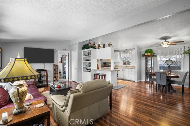 35109 Highway 79, Warner Springs CA: https://media.crmls.org/medias/a3ff8723-28e4-45dd-a34e-e64e70a8034f.jpg