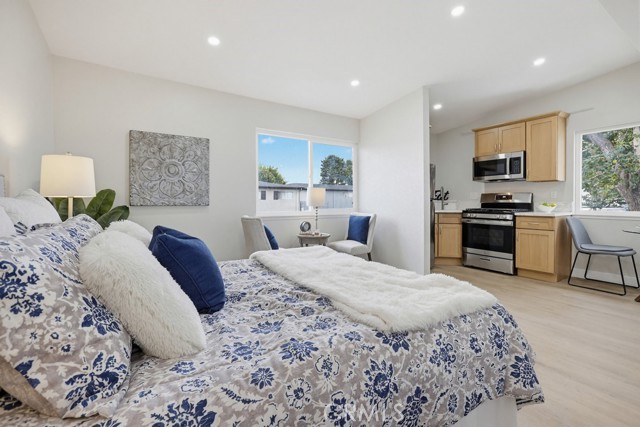 Detail Gallery Image 18 of 26 For 11068 El Amarillo #STUDIO,  Fountain Valley,  CA 92708 - 1 Beds | 1 Baths