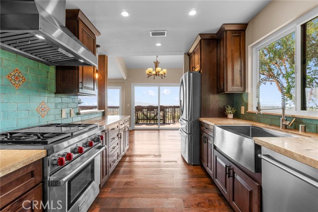 8525 Calle Carabe, Rancho Cucamonga CA: https://media.crmls.org/medias/a3ffefc2-7852-48a6-9595-b5d358b7b101.jpg