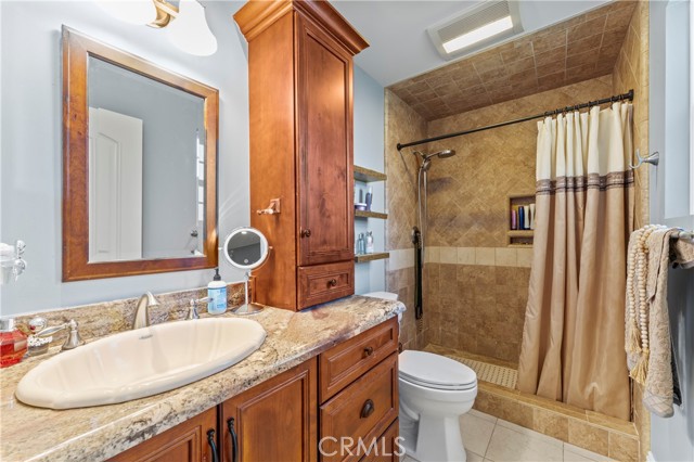 34037 Agua Dulce Canyon Road, Agua Dulce CA: https://media.crmls.org/medias/a4005e7b-9d83-438a-bcb0-b73edd5087b2.jpg